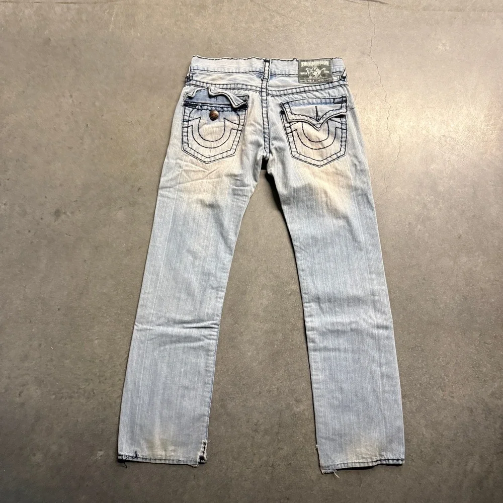 True Religion Billy Super T Light Wash Straight Leg Jeans Mens 32 Thick Stitch
